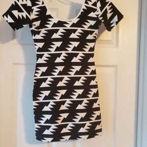 Black and white bodycon dress